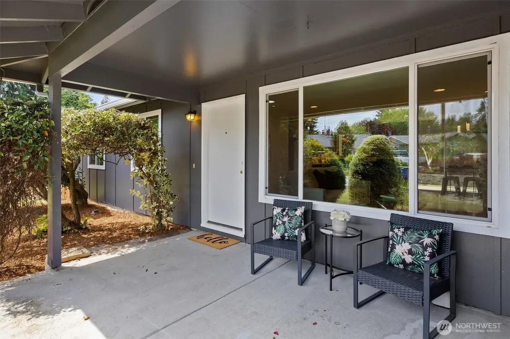 2507 Vashon Court NE Renton WA 98059