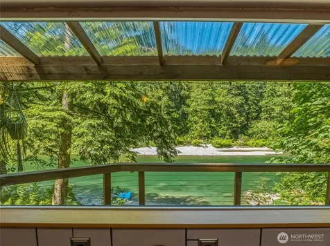 52607 S Riverside Road Gold Bar WA 98251