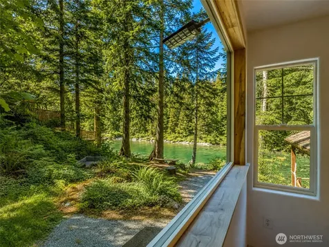 52607 S Riverside Road Gold Bar WA 98251