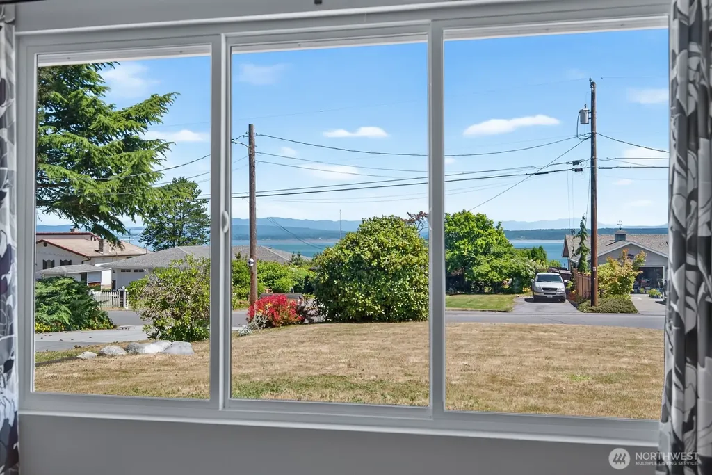 1524 Country Club Drive Camano Island WA 98282