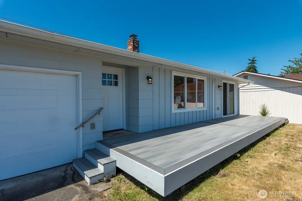 1524 Country Club Drive Camano Island WA 98282