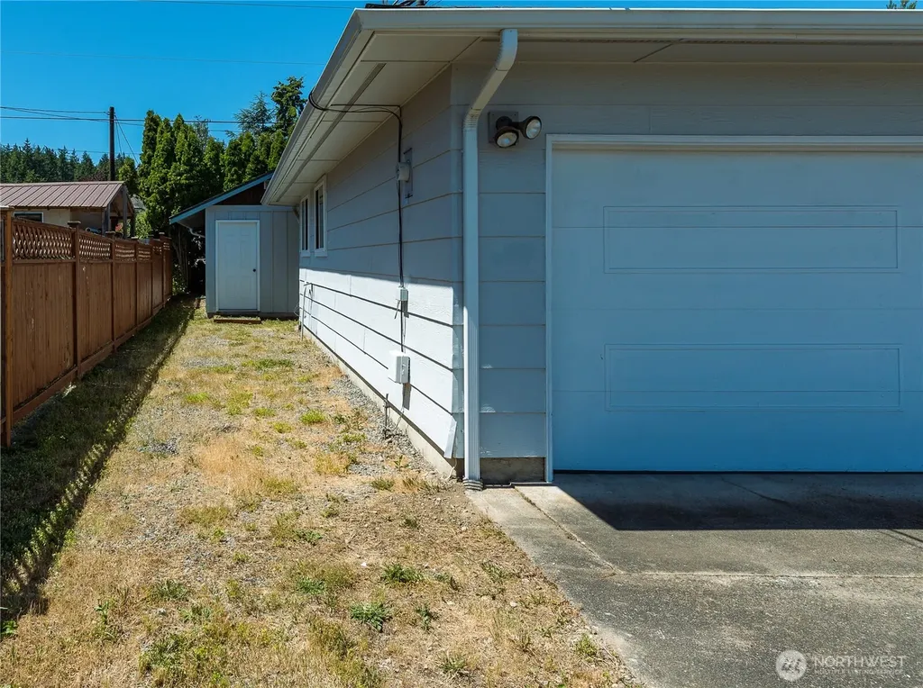 1524 Country Club Drive Camano Island WA 98282
