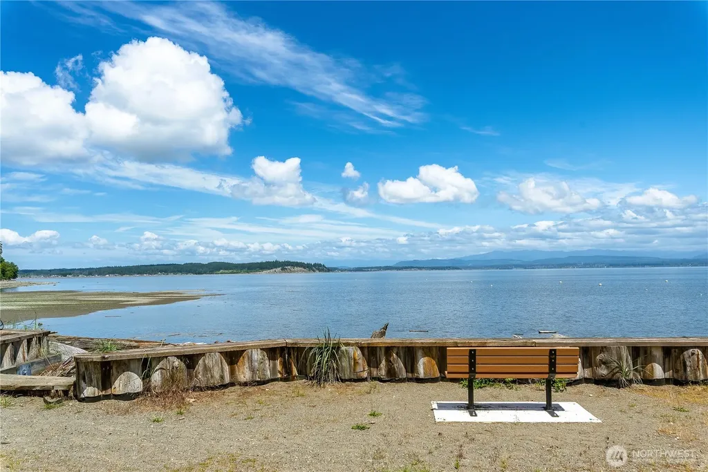 1524 Country Club Drive Camano Island WA 98282