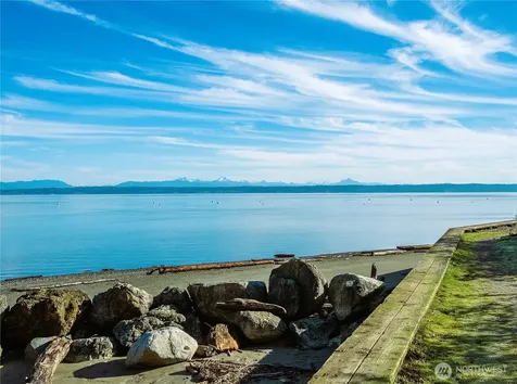 1524 Country Club Drive Camano Island WA 98282