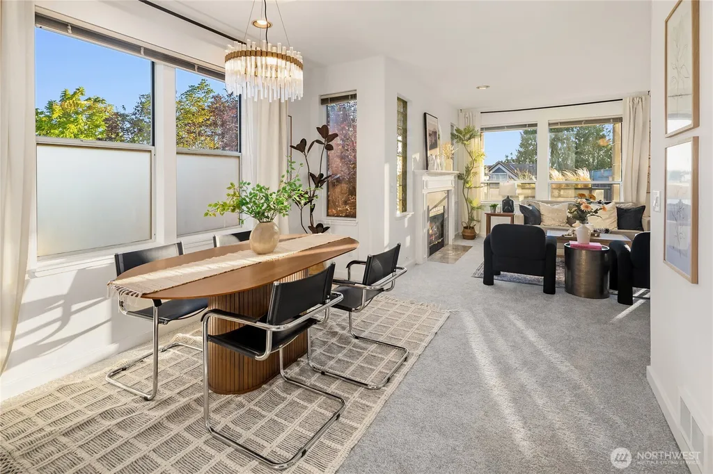 524 12th Avenue E Seattle WA 98102