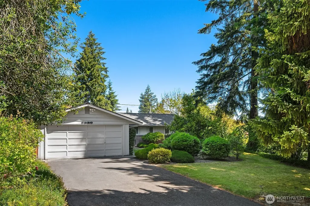 7920 NE 26th Street Medina WA 98039