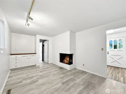 7920 NE 26th Street Medina WA 98039