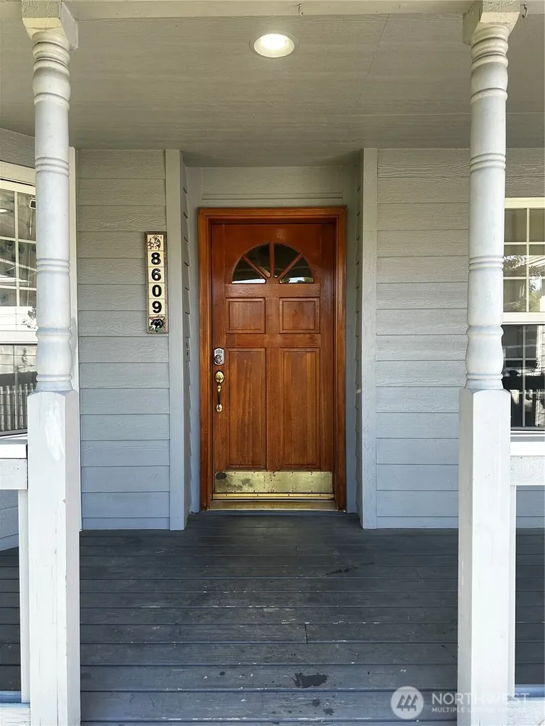 8609 146th St Ct E Puyallup WA 98375