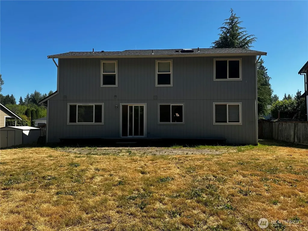 8609 146th St Ct E Puyallup WA 98375
