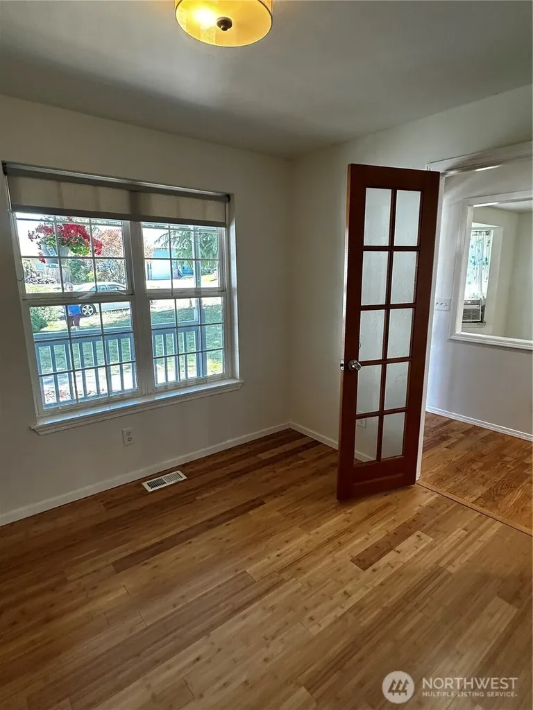 8609 146th St Ct E Puyallup WA 98375