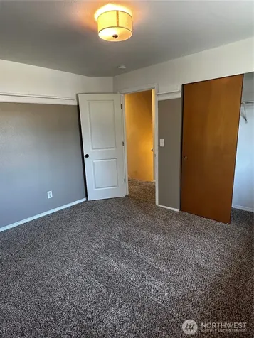8609 146th St Ct E Puyallup WA 98375