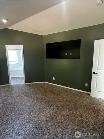 8609 146th St Ct E Puyallup WA 98375