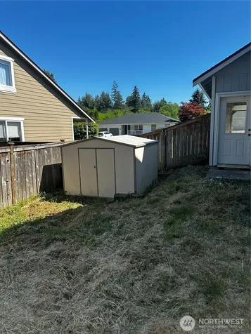 8609 146th St Ct E Puyallup WA 98375