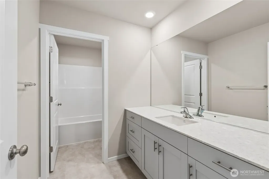 5418 S 328th Street Auburn WA 98001