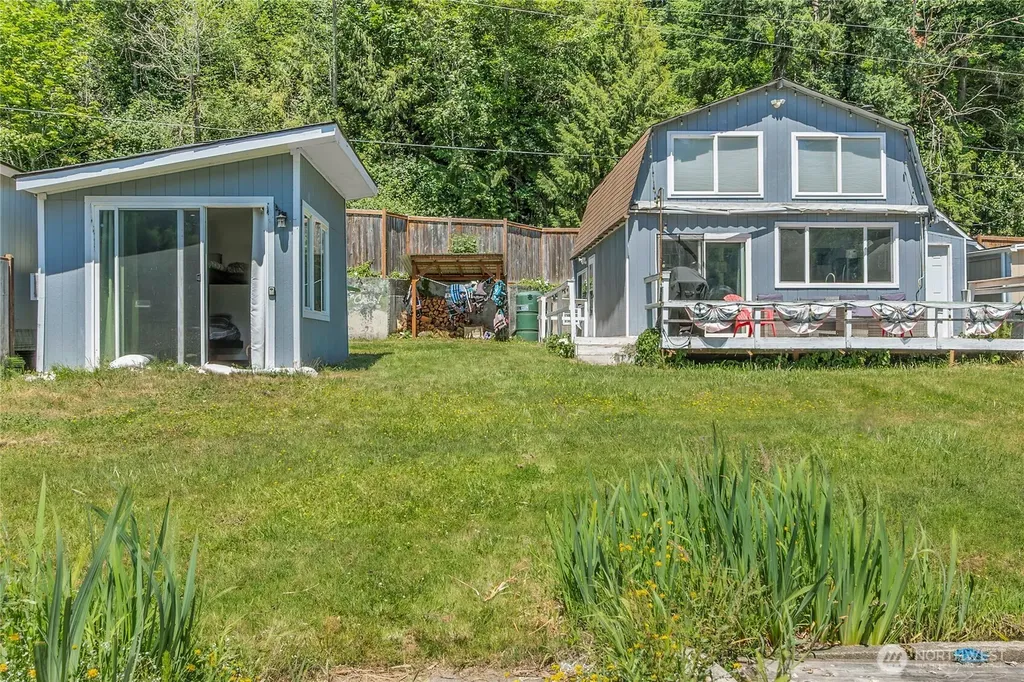 38819 Orville Road E Eatonville WA 98328