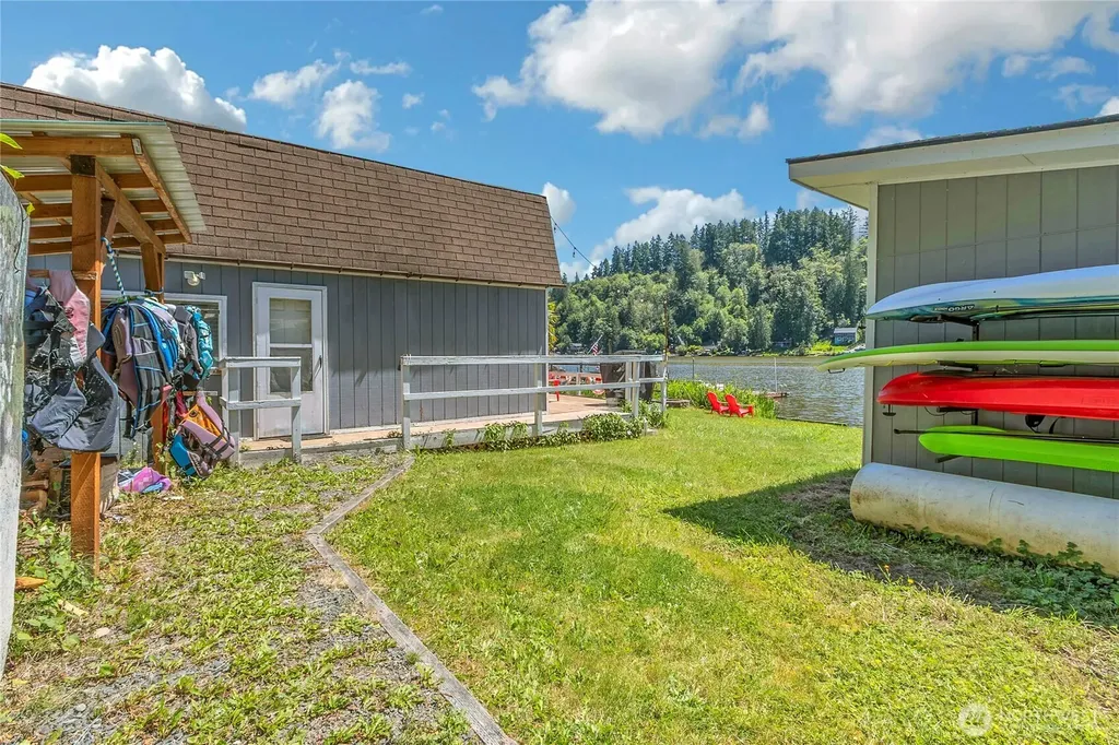 38819 Orville Road E Eatonville WA 98328