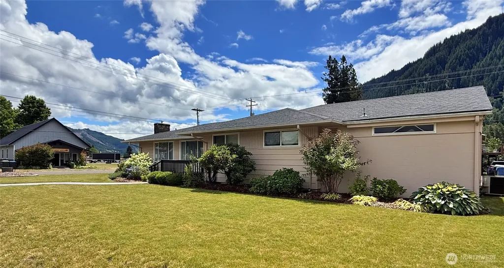 301 Temple Avenue Morton WA 98356