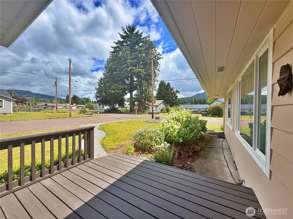 301 Temple Avenue Morton WA 98356