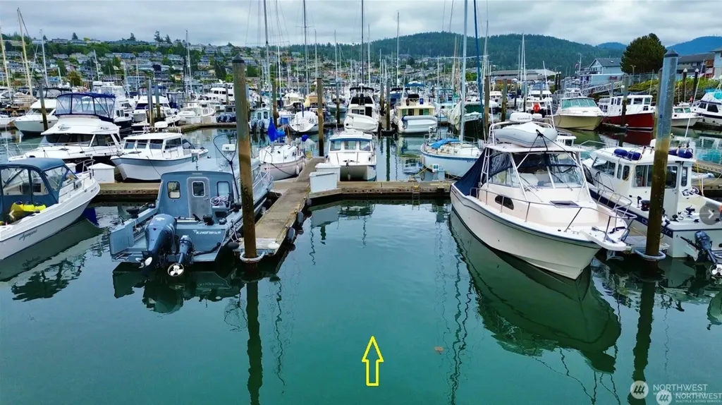2304 Skyline Way Anacortes WA 98221