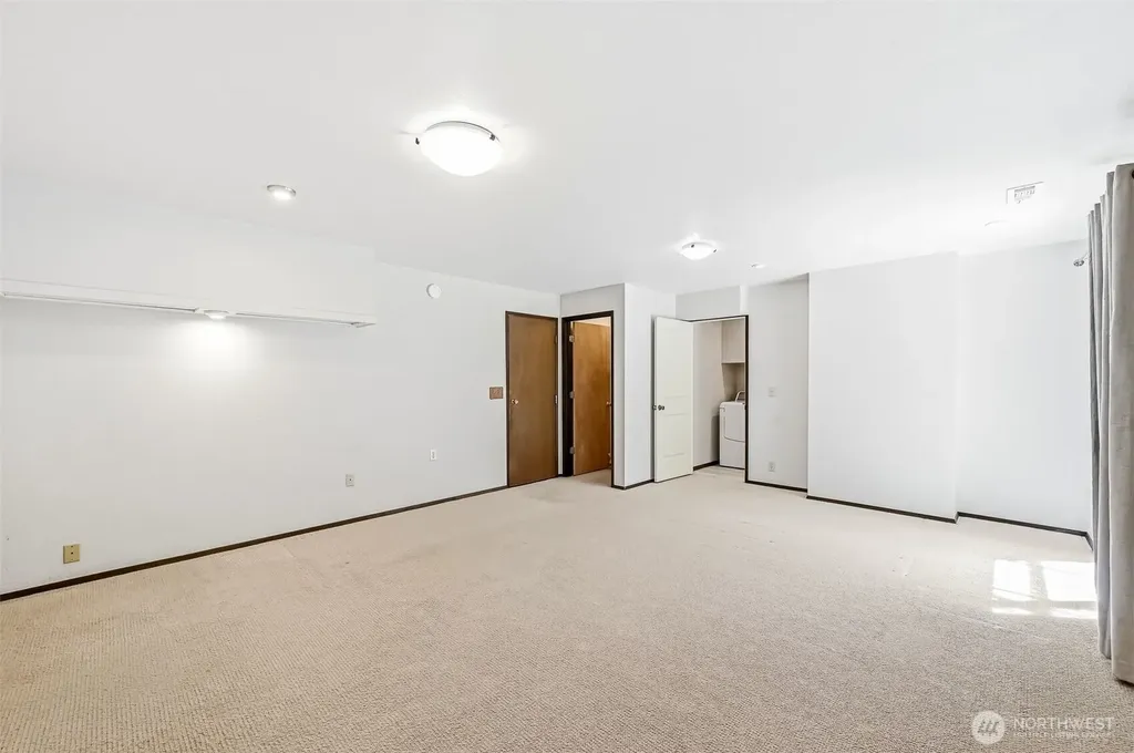 32105 2nd Avenue SW Federal Way WA 98023