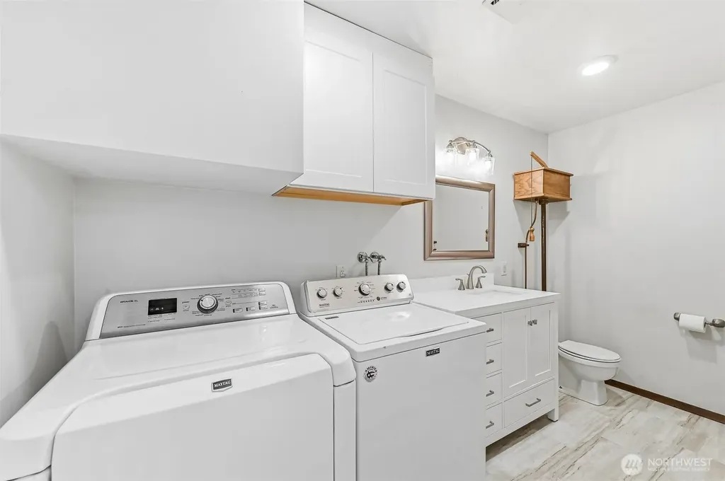 32105 2nd Avenue SW Federal Way WA 98023
