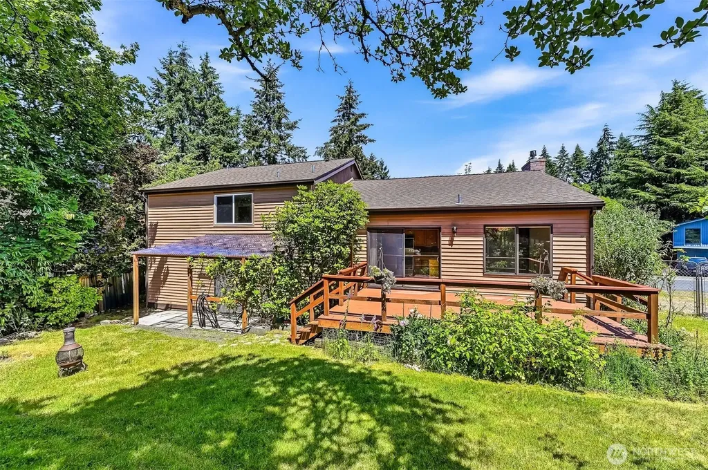 32105 2nd Avenue SW Federal Way WA 98023