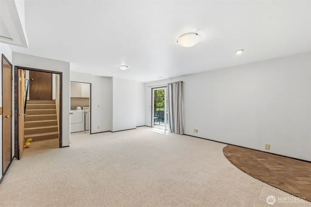 32105 2nd Avenue SW Federal Way WA 98023