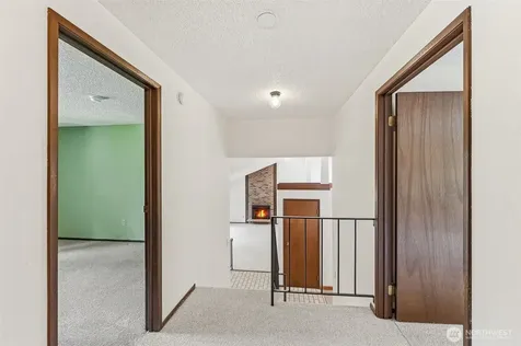 32105 2nd Avenue SW Federal Way WA 98023