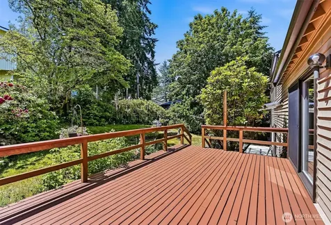 32105 2nd Avenue SW Federal Way WA 98023