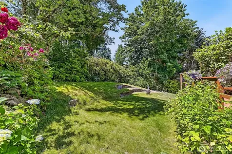 32105 2nd Avenue SW Federal Way WA 98023