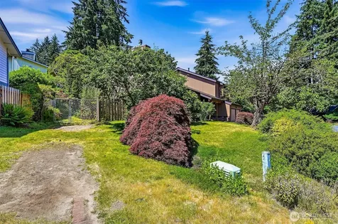 32105 2nd Avenue SW Federal Way WA 98023