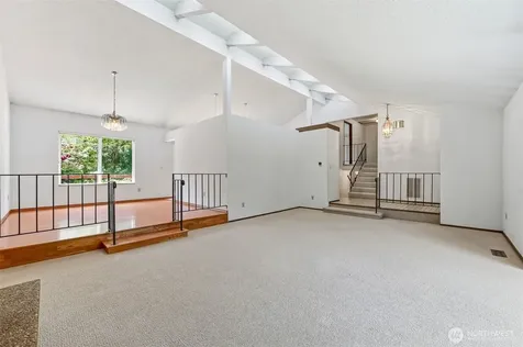 32105 2nd Avenue SW Federal Way WA 98023