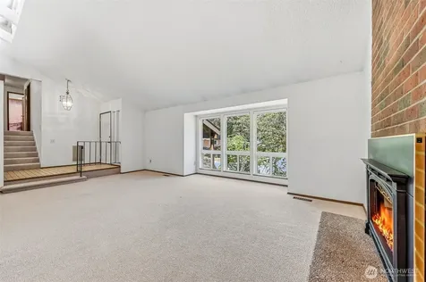 32105 2nd Avenue SW Federal Way WA 98023