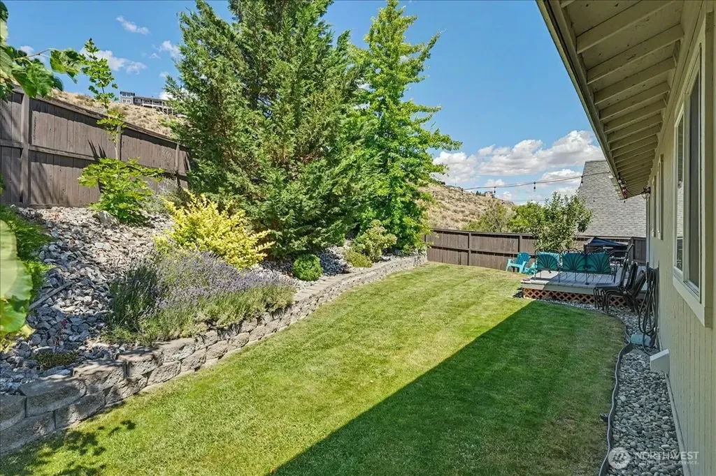 215 San Remo Lane Chelan WA 98816