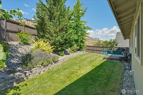 215 San Remo Lane Chelan WA 98816