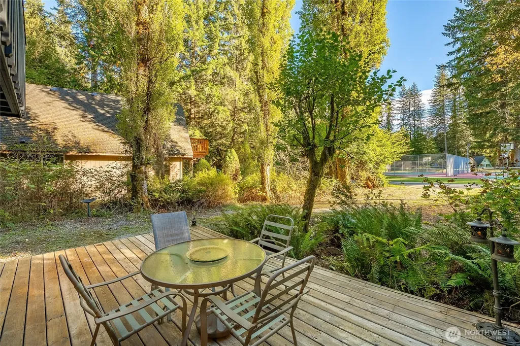 7018 Olympus Way Glacier WA 98244