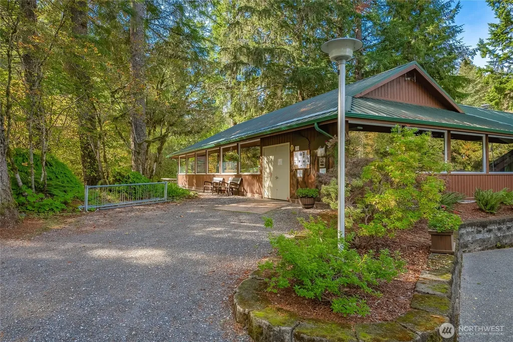 7018 Olympus Way Glacier WA 98244