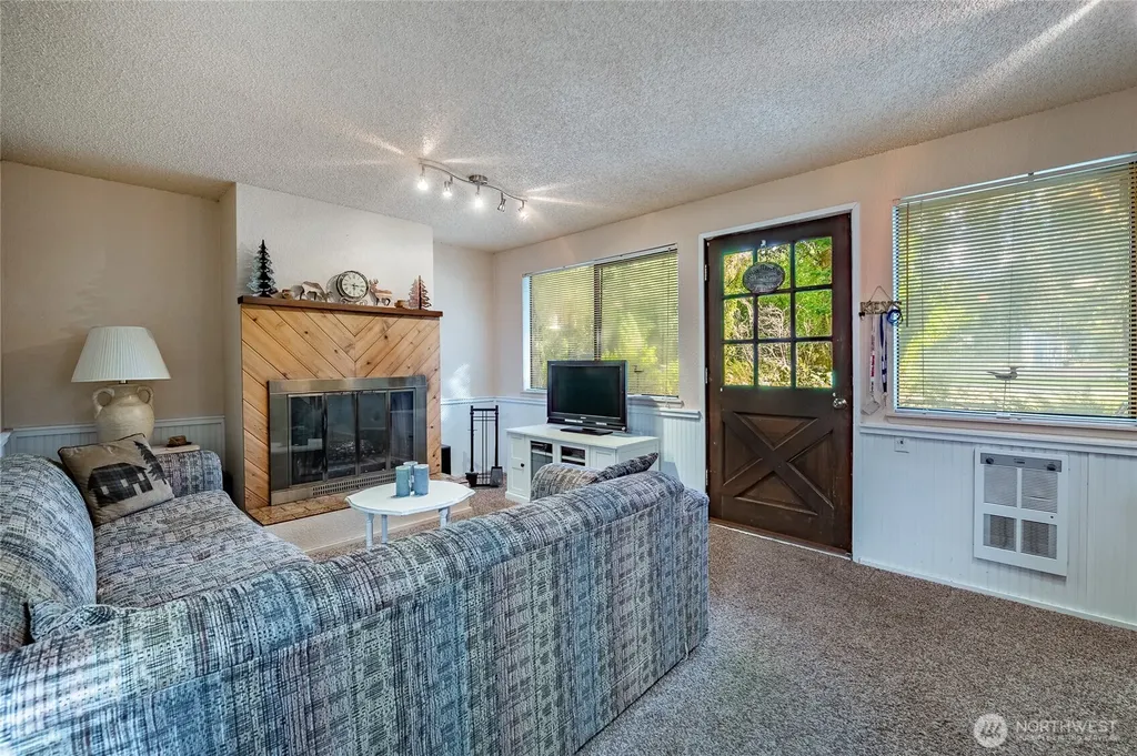 7018 Olympus Way Glacier WA 98244