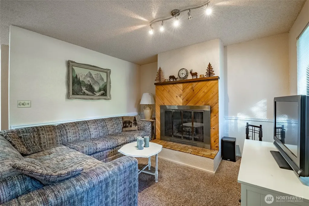 7018 Olympus Way Glacier WA 98244