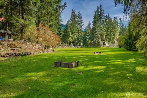 7018 Olympus Way Glacier WA 98244