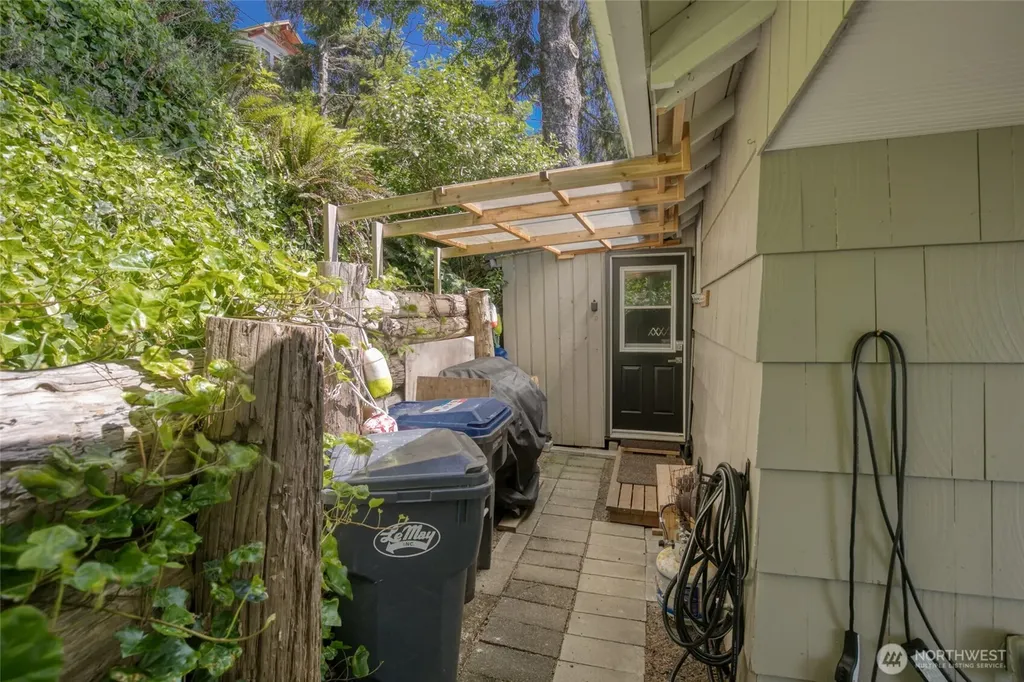 17 Sunset Street Moclips WA 98562