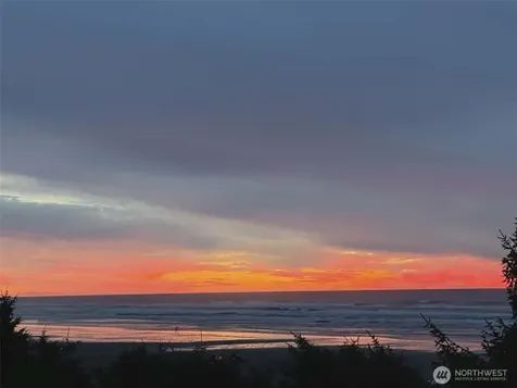 17 Sunset Street Moclips WA 98562