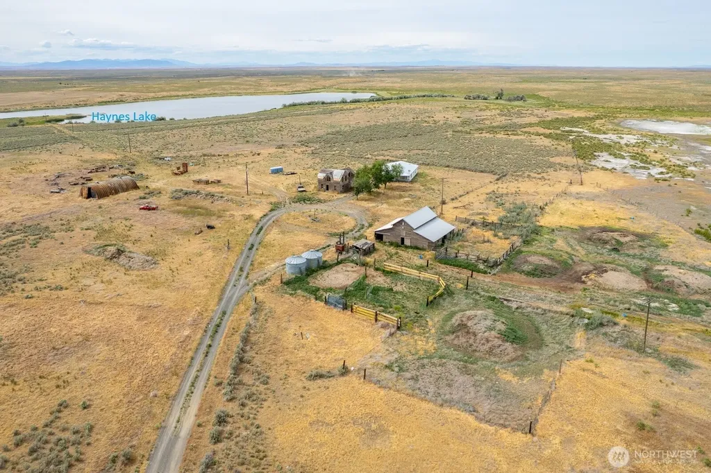 653 Road O NE Coulee City WA 99115