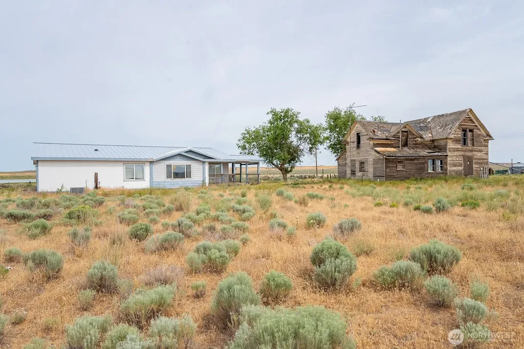 653 Road O NE Coulee City WA 99115