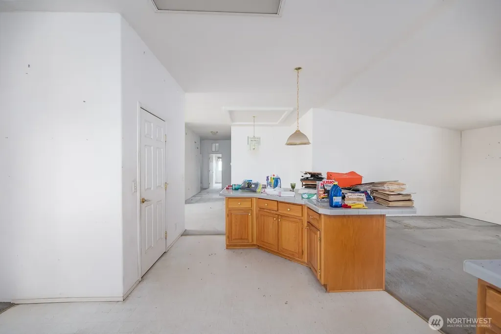 653 Road O NE Coulee City WA 99115