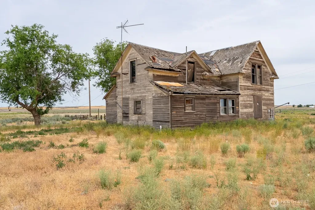 653 Road O NE Coulee City WA 99115