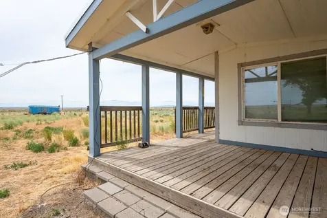 653 Road O NE Coulee City WA 99115