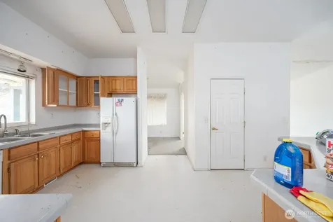 653 Road O NE Coulee City WA 99115