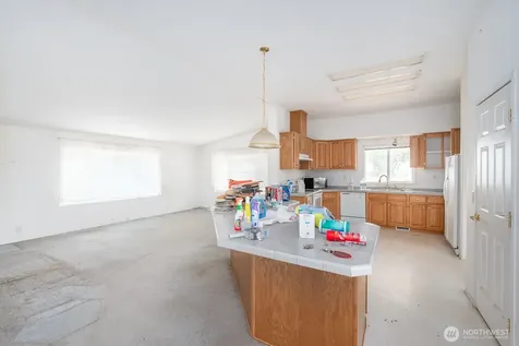 653 Road O NE Coulee City WA 99115