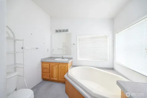653 Road O NE Coulee City WA 99115